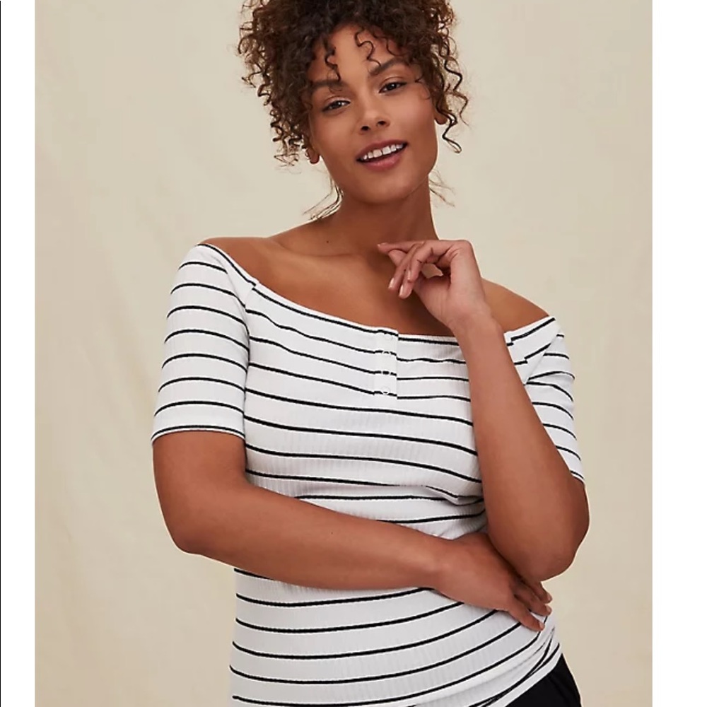 *TORRID* black and white stripe off shoulder tee
